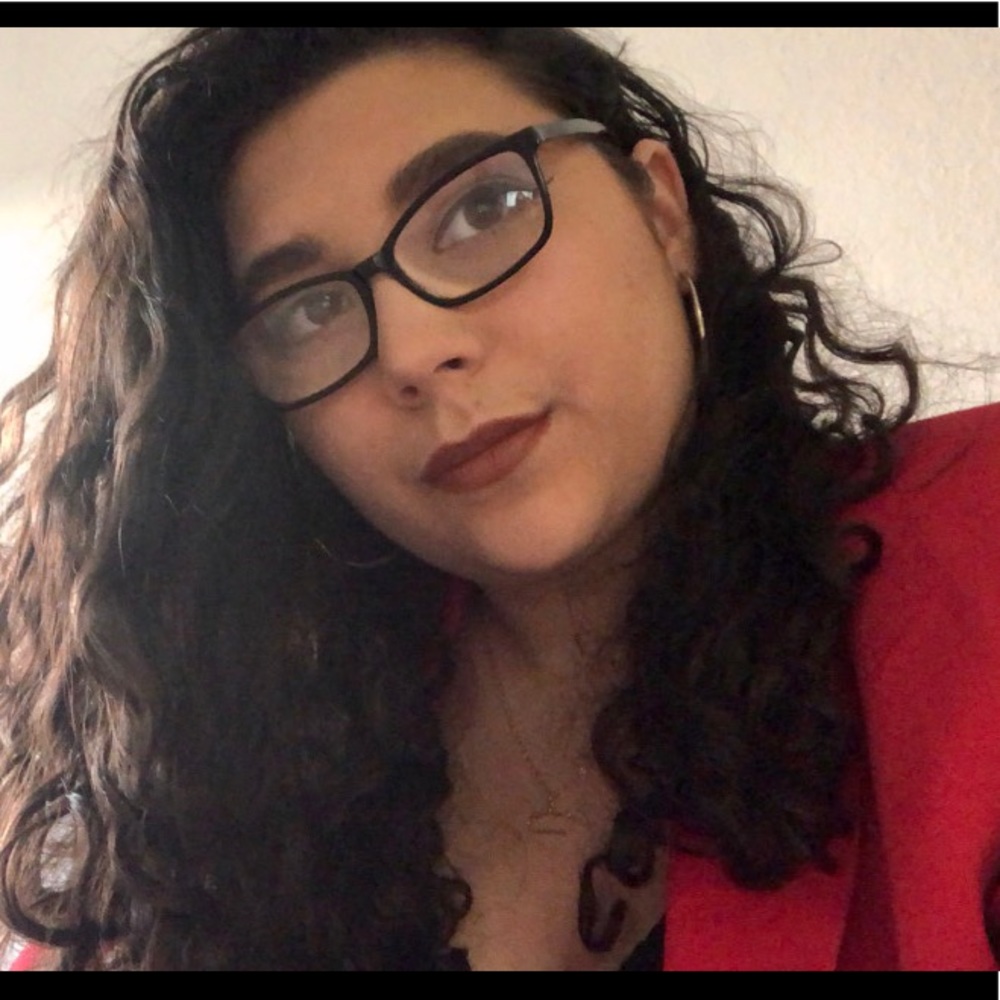 Meet your Posher, Laura
